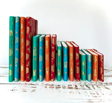 Load image into Gallery viewer, Sari Photo Album - 4 sizes