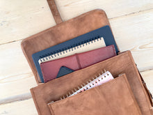 Load image into Gallery viewer, Leather Camera Bag