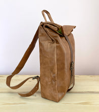 Load image into Gallery viewer, Leather Roll-top Rucksack Medium