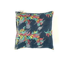 Load image into Gallery viewer, Kantha Cushion Cover 45 x 45 cm