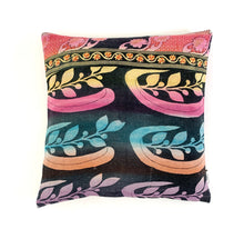 Load image into Gallery viewer, Kantha Cushion Cover 60 x 60 cm