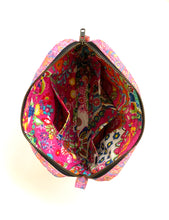 Load image into Gallery viewer, Silk Makeup Bag M