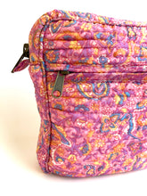 Load image into Gallery viewer, Silk Makeup Bag M