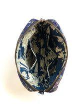 Load image into Gallery viewer, Silk Makeup Bag M