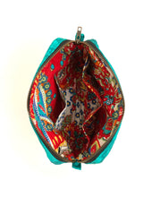 Load image into Gallery viewer, Silk Makeup Bag M