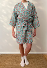 Load image into Gallery viewer, Kimono Block Print Short